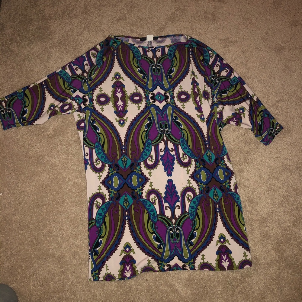 “AdDressing Women” (Boutique) Persian Style Tunic